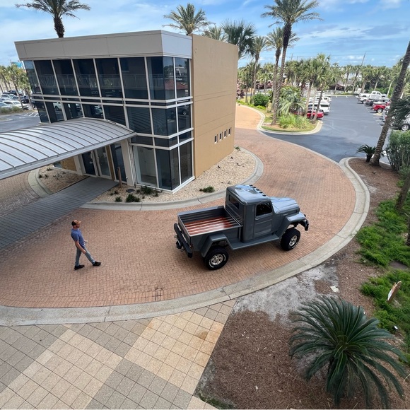 Meet your Posher, Caron - Picture 8 of 16